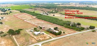 7475 Linne Rd, Seguin, TX 78155