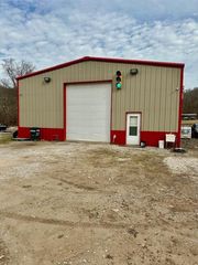 Walden Ln, Saint Albans, WV 25177