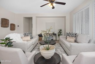 2465 E NARROWLEAF Drive, Gilbert, AZ 85298