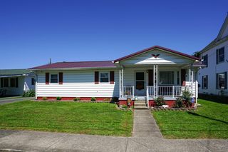 309 Beatty Ave, Mannington, WV 26582