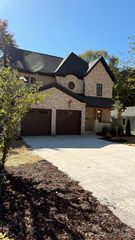 2104 Bay St, Charlotte, NC 28205