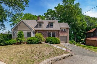 3 Chesterford Ter, Winchester, MA 01890