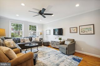 4656 34th St S #A1, Arlington, VA 22206