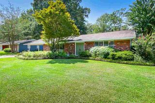 1039 Briarfield Rd, Jackson, MS 39211