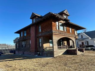 511 W  State St, Marshalltown, IA 50158