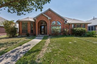 2403 Springfield Dr, Mesquite, TX 75181