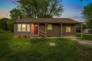 3287 Delassus Rd, Farmington, MO 63640