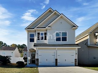 105 Summer Hill Ct, Richmond Hill, GA 31324