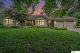 22108 Trailridge Blvd, Elkhorn, NE 68022