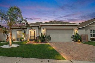 622 Samuel Pl, Davenport, FL 33837