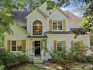 1195 Greenwood Acres Dr, Cumming, GA 30040