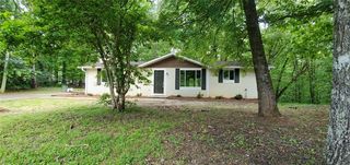 321 W  Miles Rd, Carrollton, GA 30116