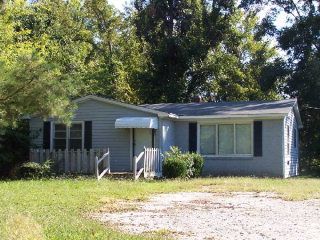 1207 SW 11th St, Sheffield, AL 35660