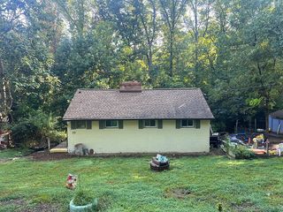 55 Stone Ridge Rd, Harpers Ferry, WV 25425