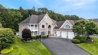 416 Sundance Trl, Webster, NY 14580