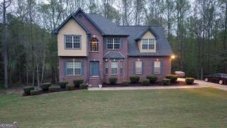 210 Woodcliff Ct, Fairburn, GA 30213