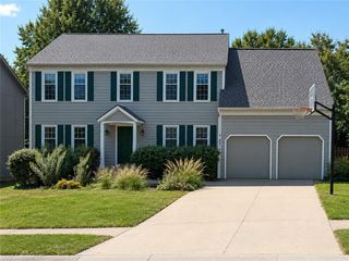 9601 W  129th St, Overland Park, KS 66213