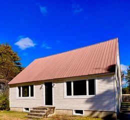 867 Boundary Road, Steep Falls, ME 04085