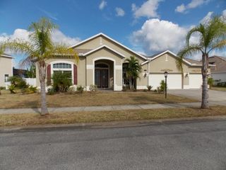 4628 Chastain Dr, Melbourne, FL 32940