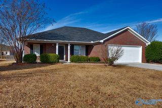18295 Whitetail Ln, Athens, AL 35613