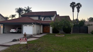 236 Juniperhill Ln, Riverside, CA 92506