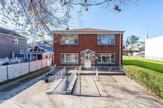 915 Throggs Neck Expressway, Bronx, NY 10465
