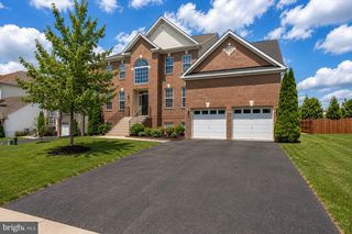 120 Nassau Dr, Winchester, VA 22602