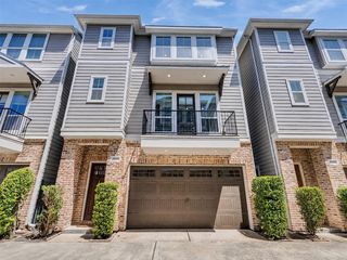 1532 Yale St #C, Houston, TX 77008