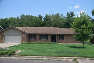 1942 S  Oak Grove Ave, Springfield, MO 65804