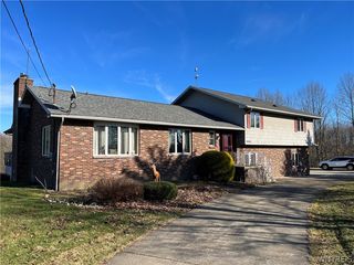 14263 Grote Rd, Springville, NY 14141
