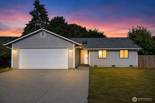 3832 Blue Finch Court SE, Lacey, WA 98503