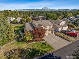 13811 68th Avenue Ct E, Puyallup, WA 98373