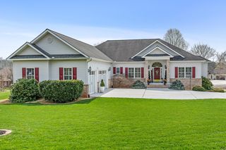 125 Eladi Trl, Vonore, TN 37885