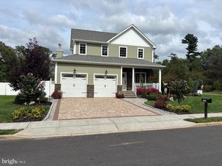 222 Friendship Rd, Howell, NJ 07731