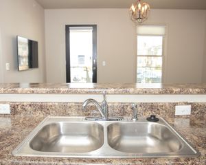 1014 E  Walnut St #18606797, Springfield, MO 65806