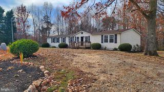 2335 Cg Woodson Rd, New Canton, VA 23123