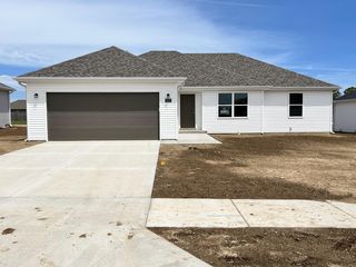 2475 E Beagle Street, Republic, MO 65738