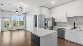 1441 East St #202, Houston, TX 77007