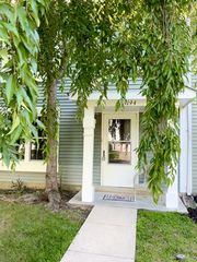 4194 Bluebird Dr #1, Waldorf, MD 20603