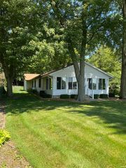 9436 S  Amanda Dr, Claypool, IN 46510