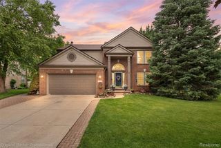 17943 Salinas River Way, Macomb, MI 48042