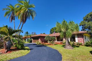8511 NW 2nd Manor, Coral Springs, FL 33071