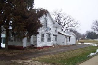 103 N  Clark St, La Moille, IL 61330