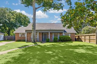 1730 Hilton Head Dr, Missouri City, TX 77459