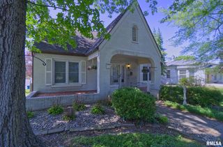 407 S  Main St, Anna, IL 62906