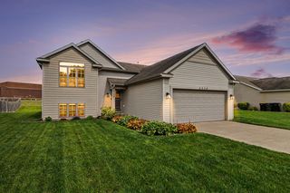 5338 Quest Dr SW, Wyoming, MI 49418
