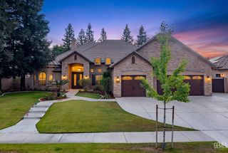 1905 Ordsall St, Bakersfield, CA 93311