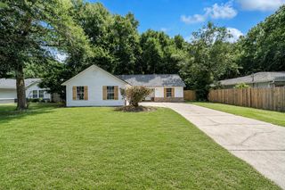 4855 Kensington Ln, Crestview, FL 32539