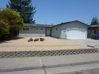 1441 Sierra Dr, Petaluma, CA 94954