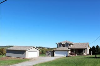 1468 Rauch Rd, East Palestine, OH 44413